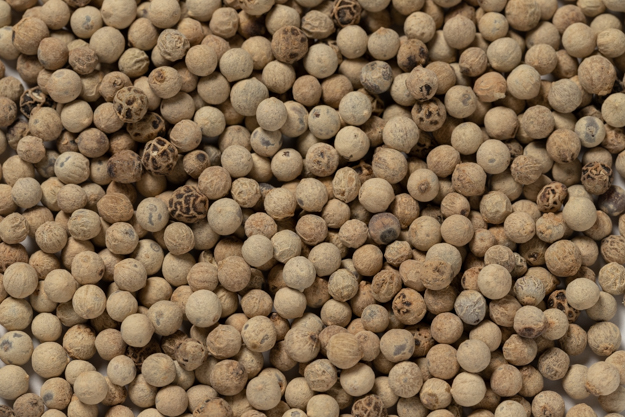 Whole White Peppercorns (1 lb.)